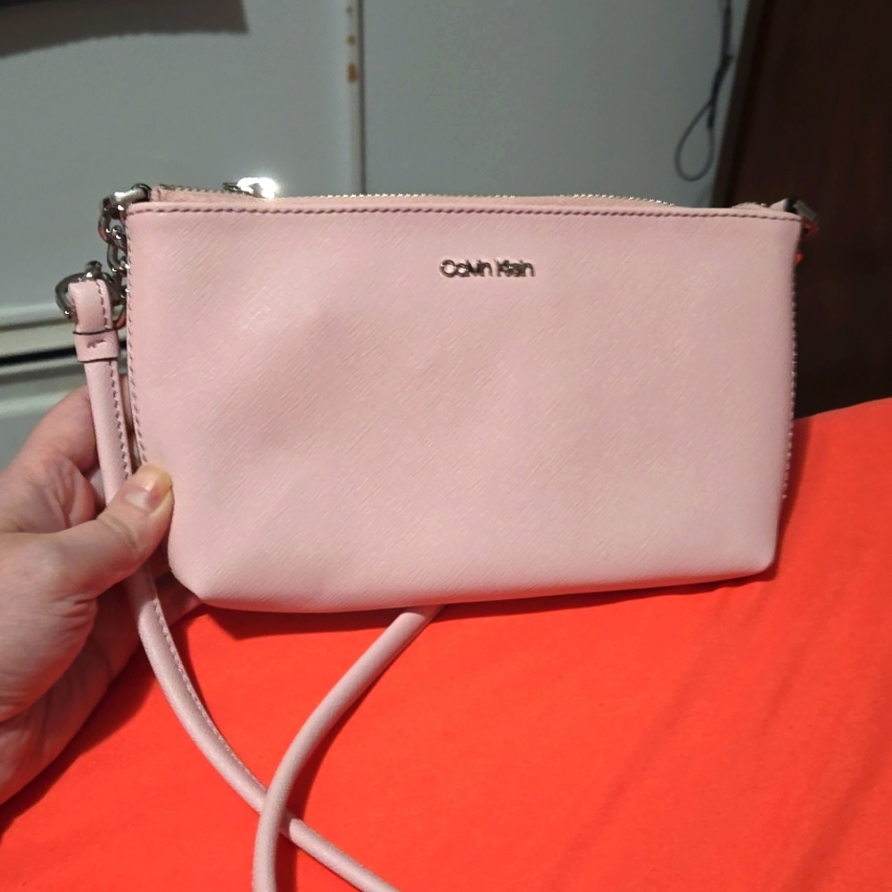 Like new Calvin Klein purse